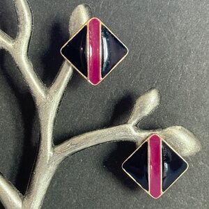 VINTAGE ELLEN DESIGNS Earrings Enamel Square Clip